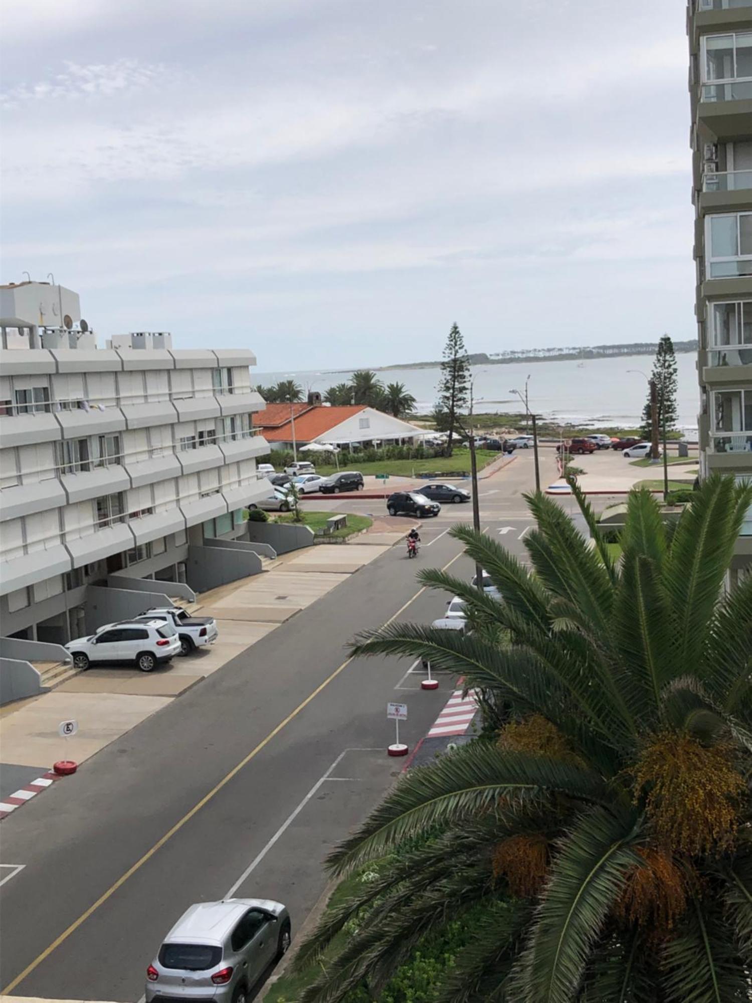 Hotel Gaudi Punta del Este Exterior photo