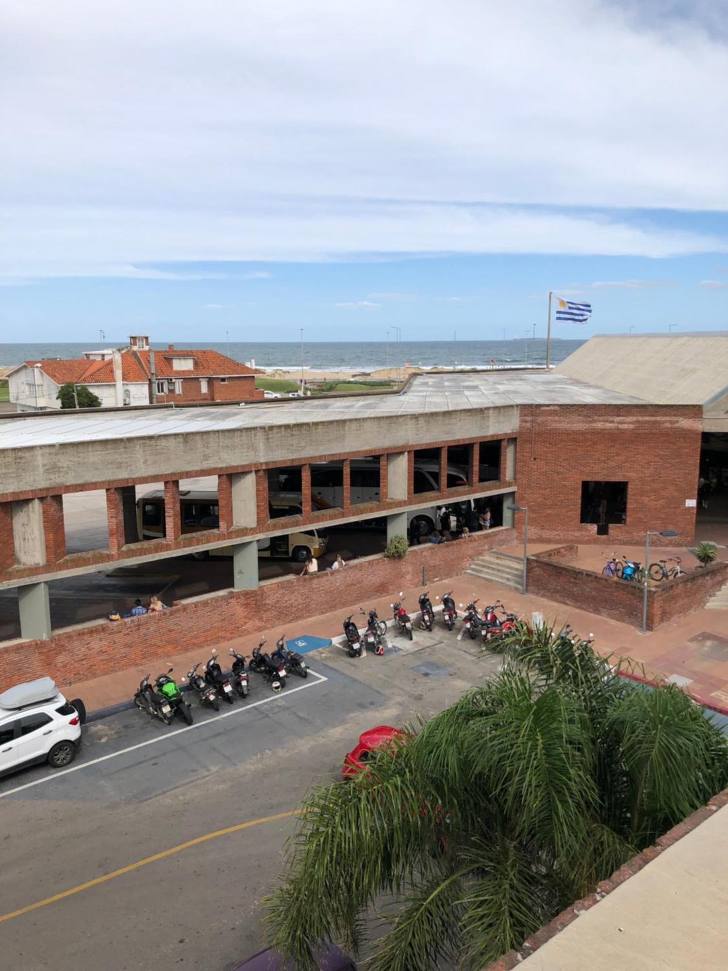 Hotel Gaudi Punta del Este Exterior photo