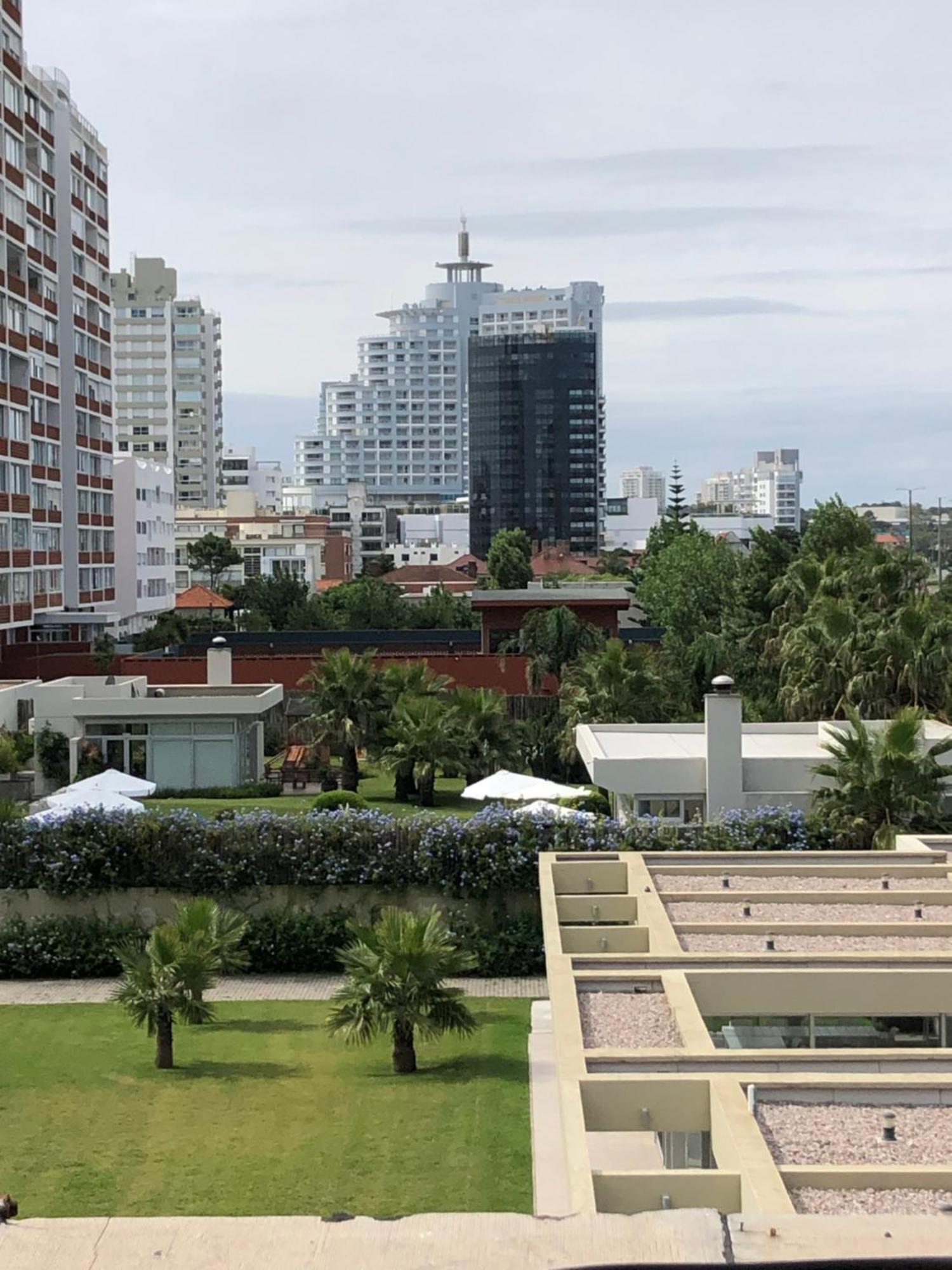 Hotel Gaudi Punta del Este Exterior photo