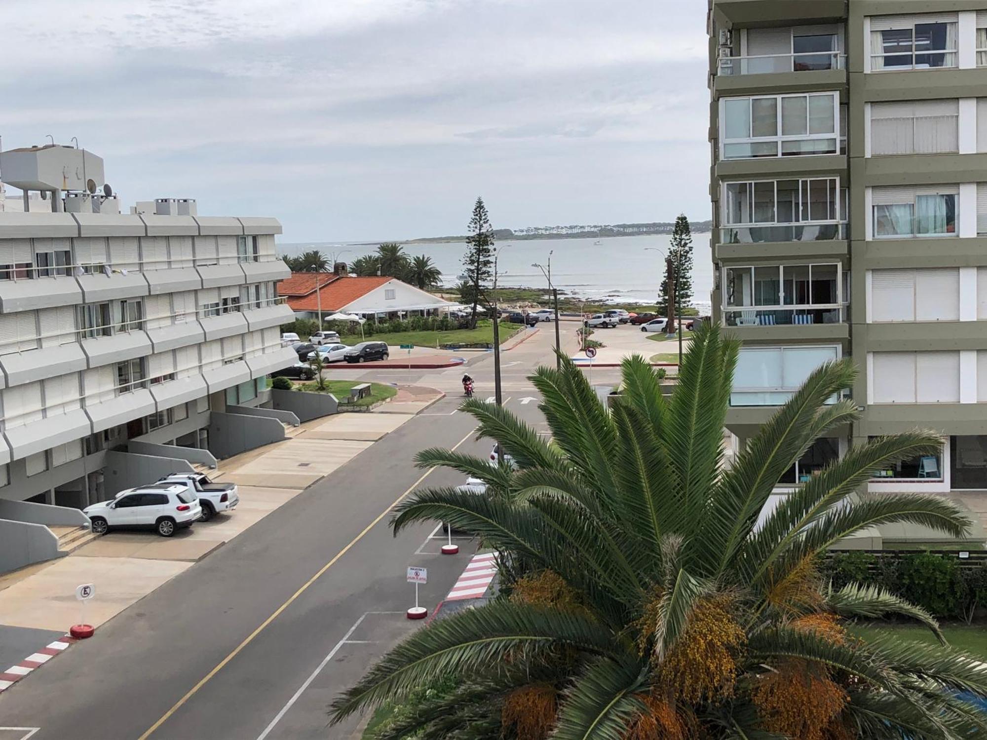 Hotel Gaudi Punta del Este Exterior photo