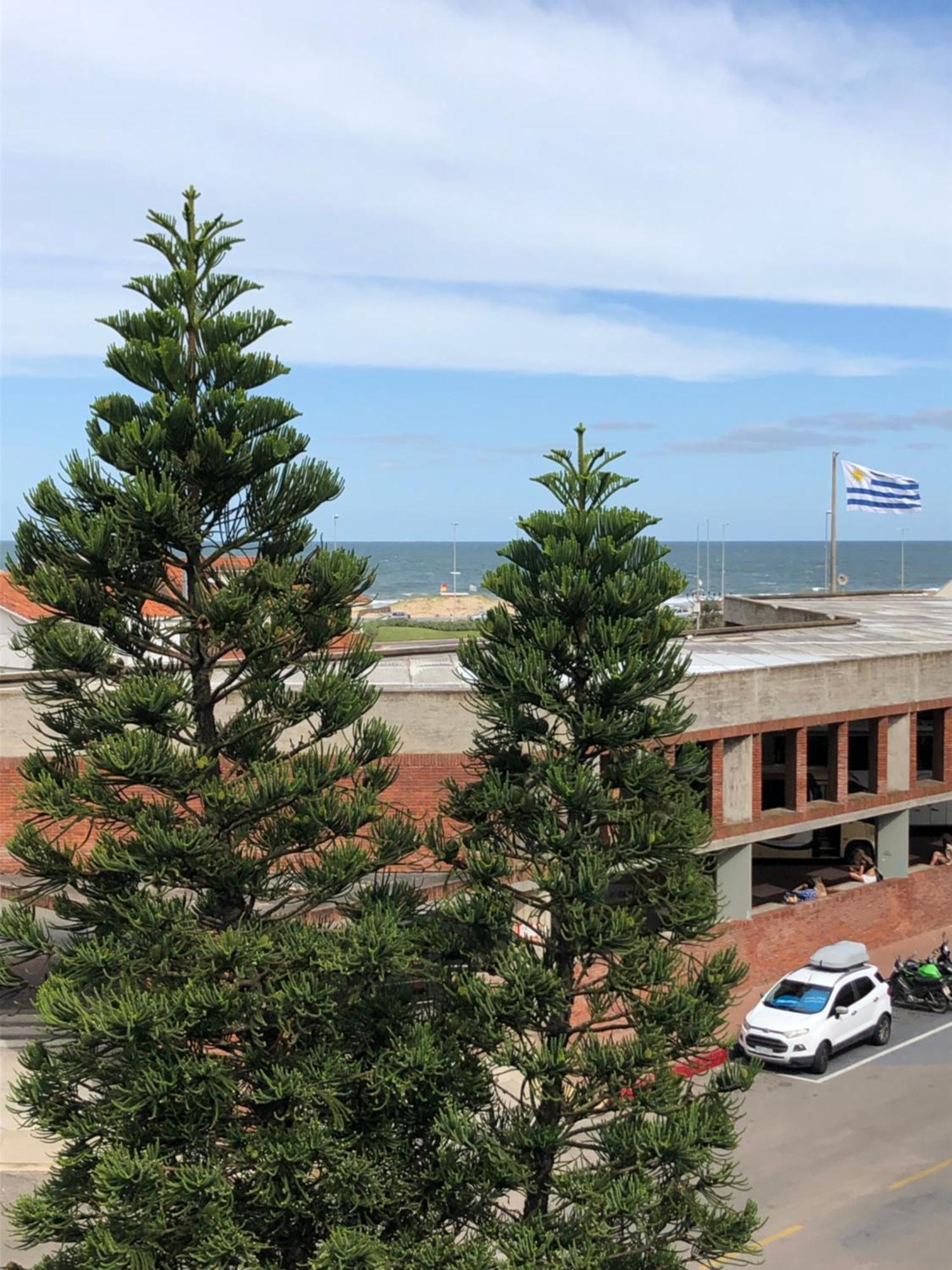 Hotel Gaudi Punta del Este Exterior photo